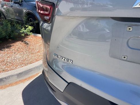 Used 2025 Chevrolet Blazer LT image 5