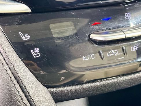Used 2024 Cadillac XT6 Sport w/ Technology Package AWD/4WD image 22