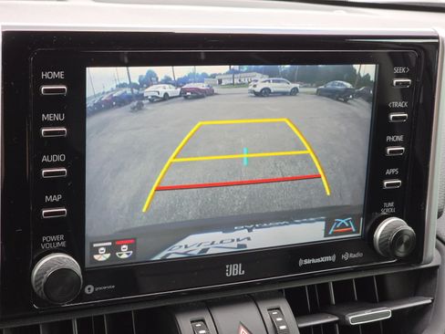 Used 2020 Toyota RAV4 Limited FWD image 25