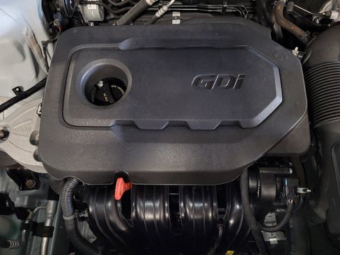 Used 2018 Hyundai Santa Fe Sport w/ 2.4L Value Package 02 image 30