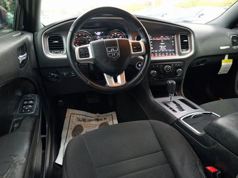 Used 2013 Dodge Charger R/T image 23