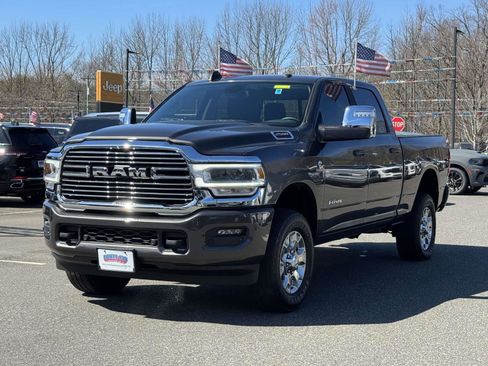 Used 2024 RAM 2500 Laramie image 2