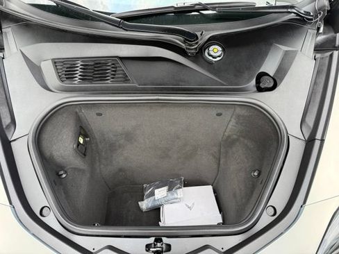 Used 2024 Chevrolet Corvette Stingray Preferred Cpe w/ Z51 Performance Package RWD image 15