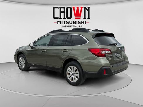 Used 2019 Subaru Outback 2.5i Premium w/ Popular Package #2 AWD/4WD image 5