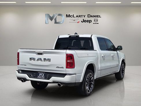 Used 2025 RAM 1500 Limited AWD/4WD image 5