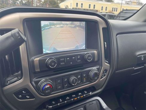 Used 2018 GMC Sierra 1500 Denali image 28