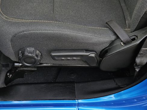 Used 2024 Jeep Gladiator Sport image 27