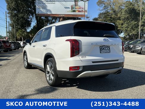 Used 2020 Hyundai Palisade SEL w/ Premium Package image 3