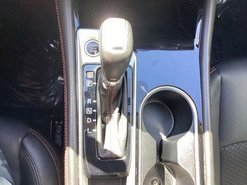 Used 2025 Nissan Altima 2.5 SR FWD image 15
