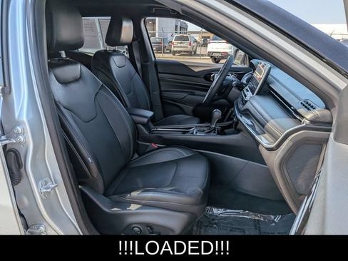 Used 2024 Jeep Compass Limited w/ High Altitude Package AWD/4WD image 24