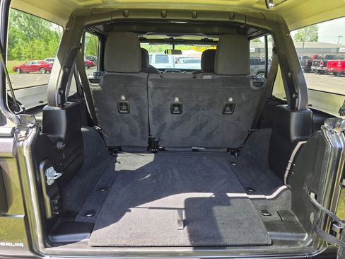 Used 2020 Jeep Wrangler Unlimited Sport S AWD/4WD image 10