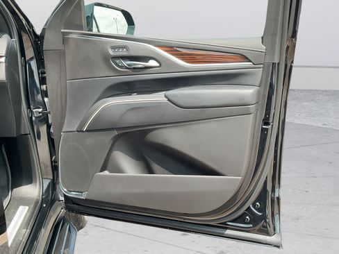 Used 2024 Cadillac Escalade Premium Luxury w/ LPO, Floor Liner Package AWD/4WD image 7