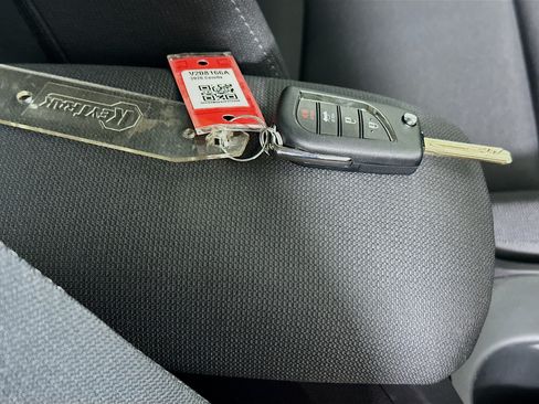 Used 2026 Toyota Corolla LE FWD image 32