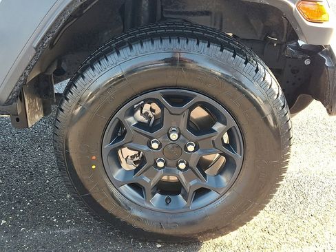 Used 2023 Jeep Wrangler Unlimited image 9