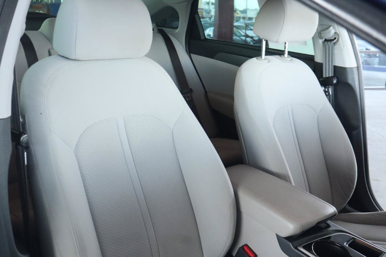 Used 2018 Hyundai Sonata SE FWD image 37