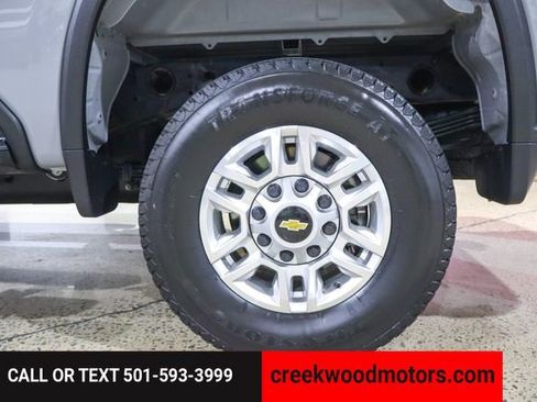 Used 2024 Chevrolet Silverado 2500 LT w/ Convenience Package image 18