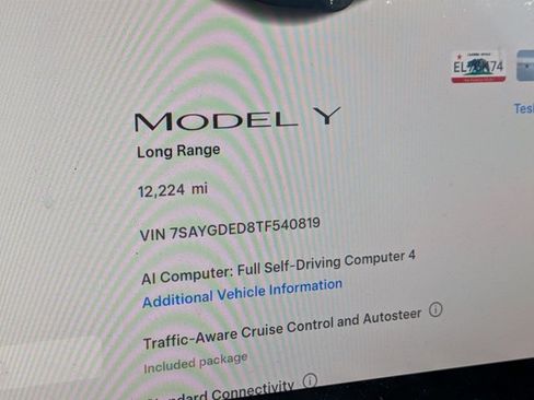 Used 2026 Tesla Model Y 2WD image 11