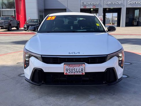 Used 2025 Kia K4 GT-Line FWD image 3