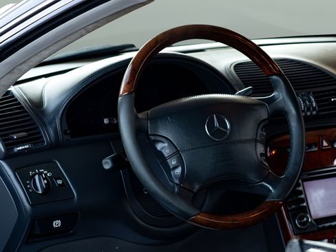 Used 2003 Mercedes-Benz CL 600 image 14