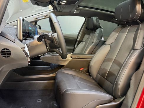 New 2025 Cadillac Optiq Sport 2 w/ LPO, Floor Liner Package image 5