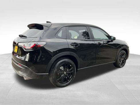 New 2026 Honda HR-V Sport image 7