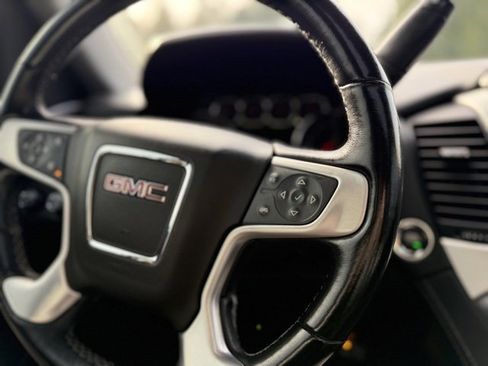 Used 2020 GMC Yukon SLT image 17