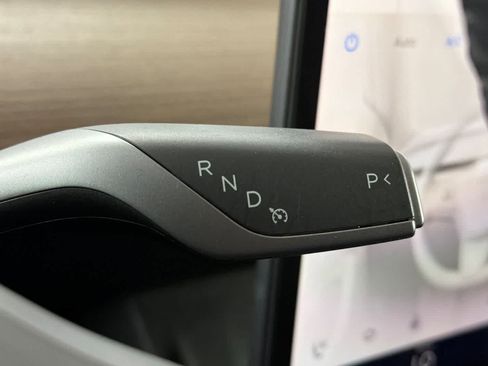 Used 2023 Tesla Model Y Performance AWD/4WD image 22