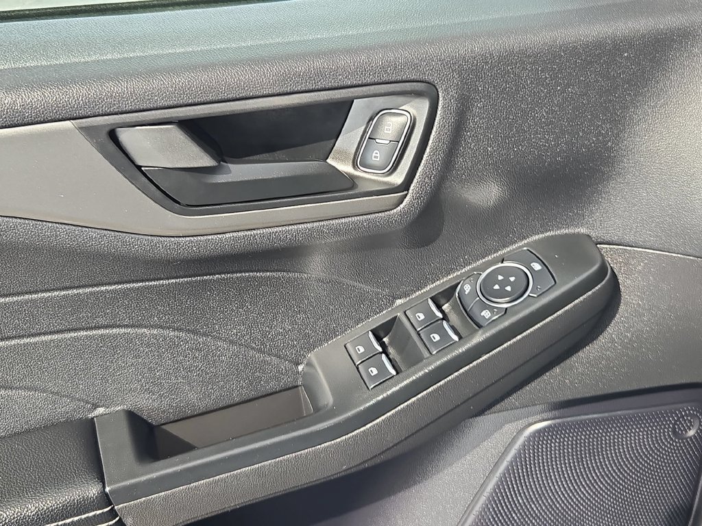 Used 2025 Ford Escape Active AWD/4WD image 12