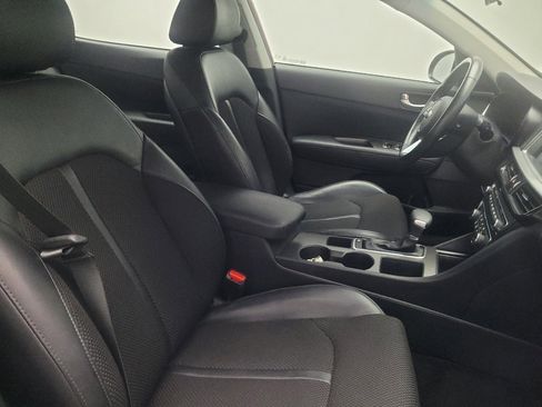 Used 2020 Kia Optima S FWD image 21