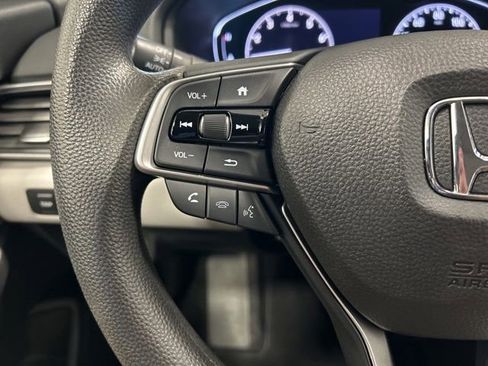 Used 2019 Honda Accord EX image 24