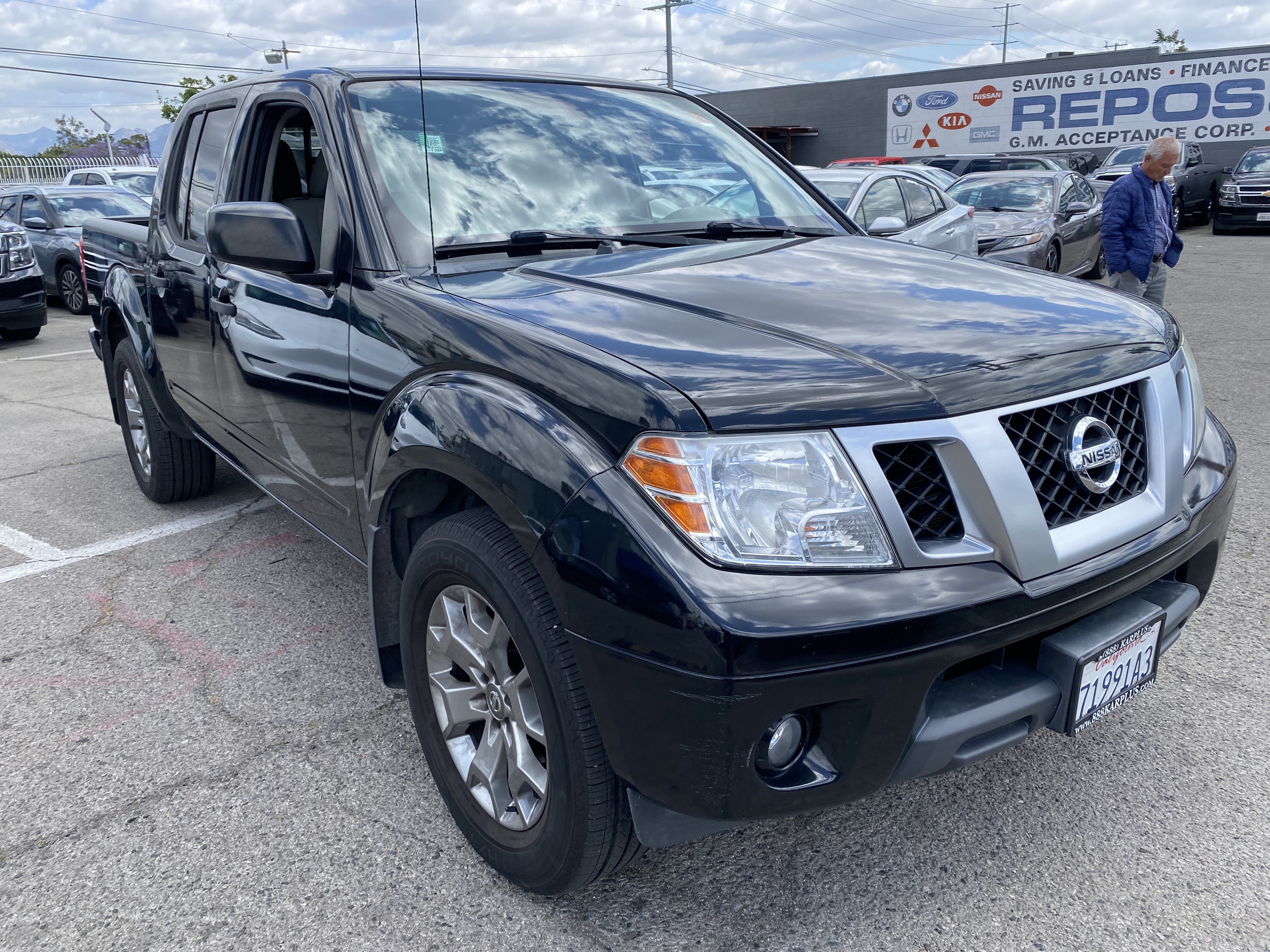 Used 2020 Nissan Frontier SV RWD image 4