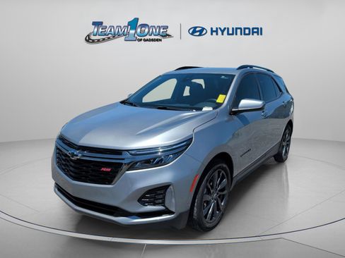 Used 2023 Chevrolet Equinox RS FWD image 4
