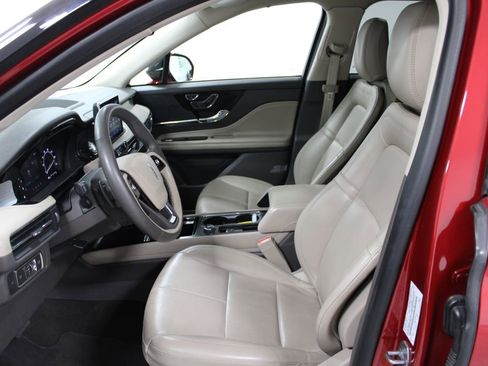 Used 2022 Lincoln Corsair AWD w/ Equipment Group 101A image 18