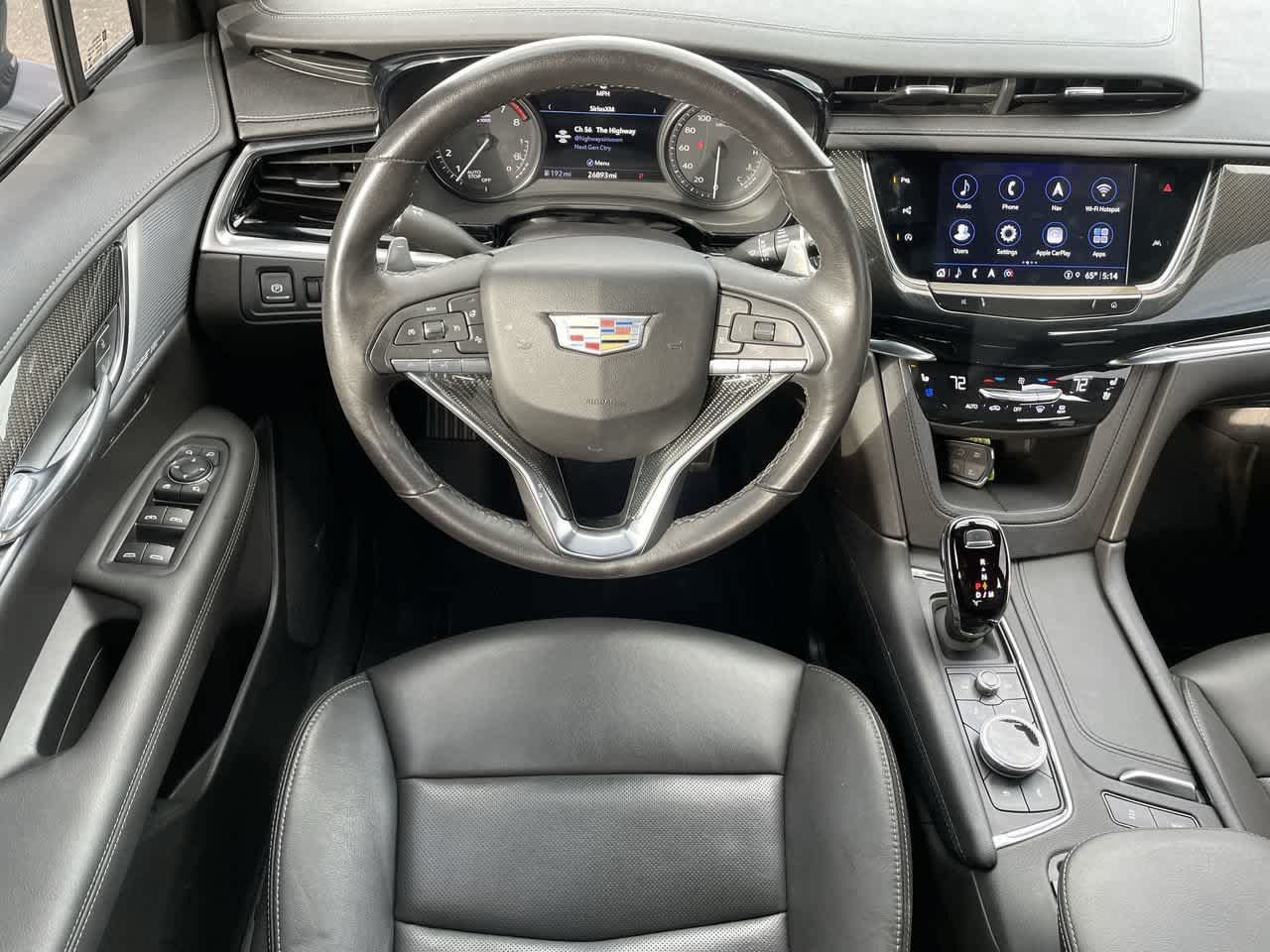 Used 2023 Cadillac XT6 Sport w/ Technology Package AWD/4WD image 11