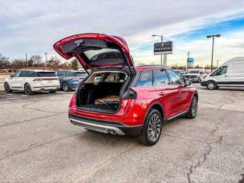 New 2026 Lincoln Corsair Reserve FWD image 15