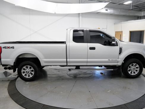 Used 2017 Ford F350 XL w/ STX Appearance Package AWD/4WD image 8
