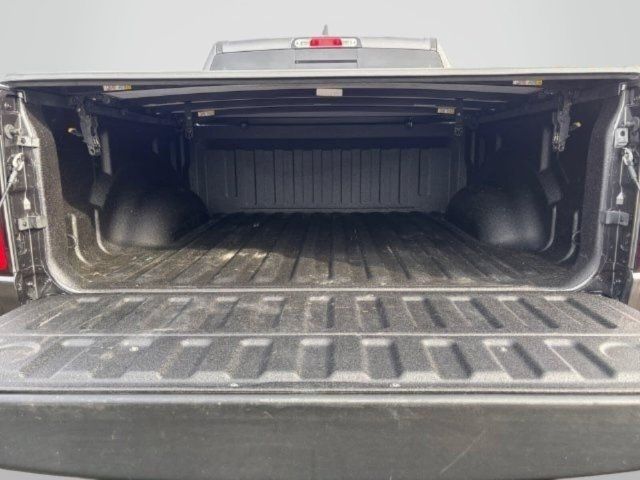 Used 2022 RAM 1500 Rebel AWD/4WD image 38
