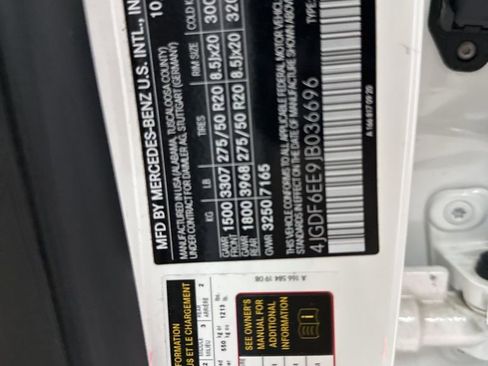 Used 2018 Mercedes-Benz GLS 450 4MATIC image 37