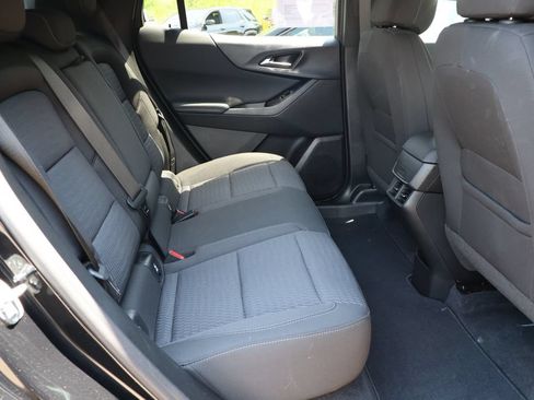 Used 2025 Chevrolet Equinox LT FWD image 37