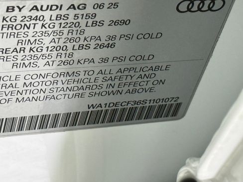 Certified 2025 Audi Q3 2.0T Premium w/ Convenience Package image 24