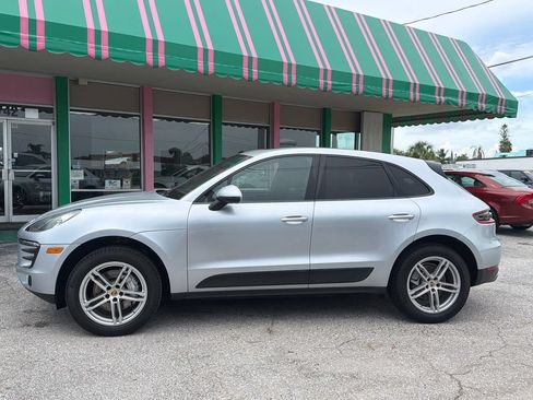 Used 2015 Porsche Macan S AWD/4WD image 2