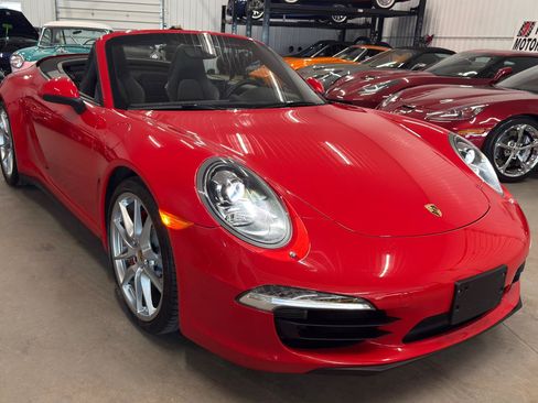 Used 2014 Porsche 911 Carrera 4S AWD/4WD image 3