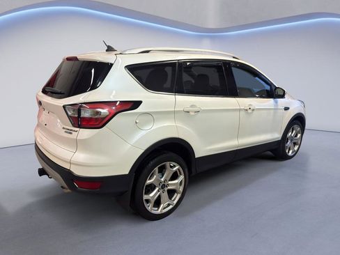 Used 2018 Ford Escape Titanium w/ Ford Safe & Smart Package AWD/4WD image 6