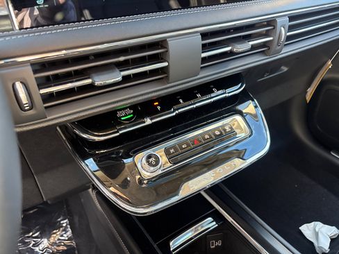 New 2026 Lincoln Corsair Reserve AWD/4WD image 22