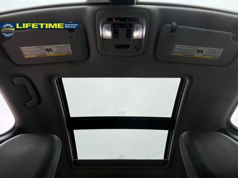 Used 2016 Chevrolet Malibu Premier w/ Driver Confidence Package FWD image 37