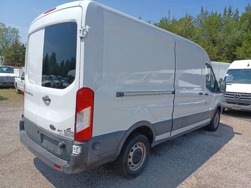 Used 2015 Ford Transit 250 148 Medium Roof image 5