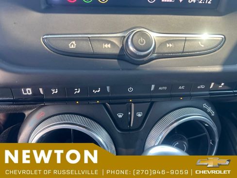 Used 2020 Chevrolet Camaro LT RWD image 12