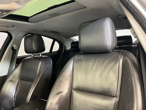 Used 2013 Jaguar XF 3.0 image 15