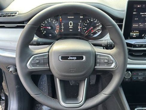 New 2026 Jeep Compass Limited AWD/4WD image 9