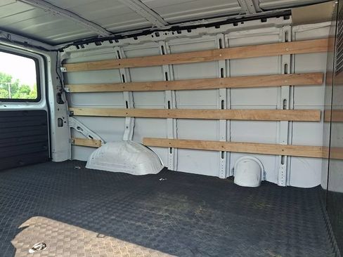 Used 2025 Chevrolet Express 2500 w/ Driver Convenience Package RWD image 21